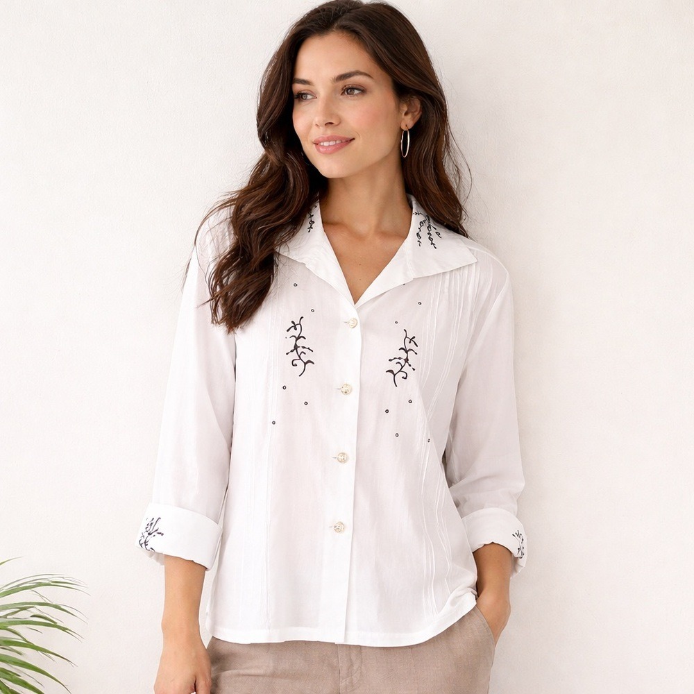 April Cornell Pamela Blouse White Embroidered Cotton‎ Button Front Size M NWT